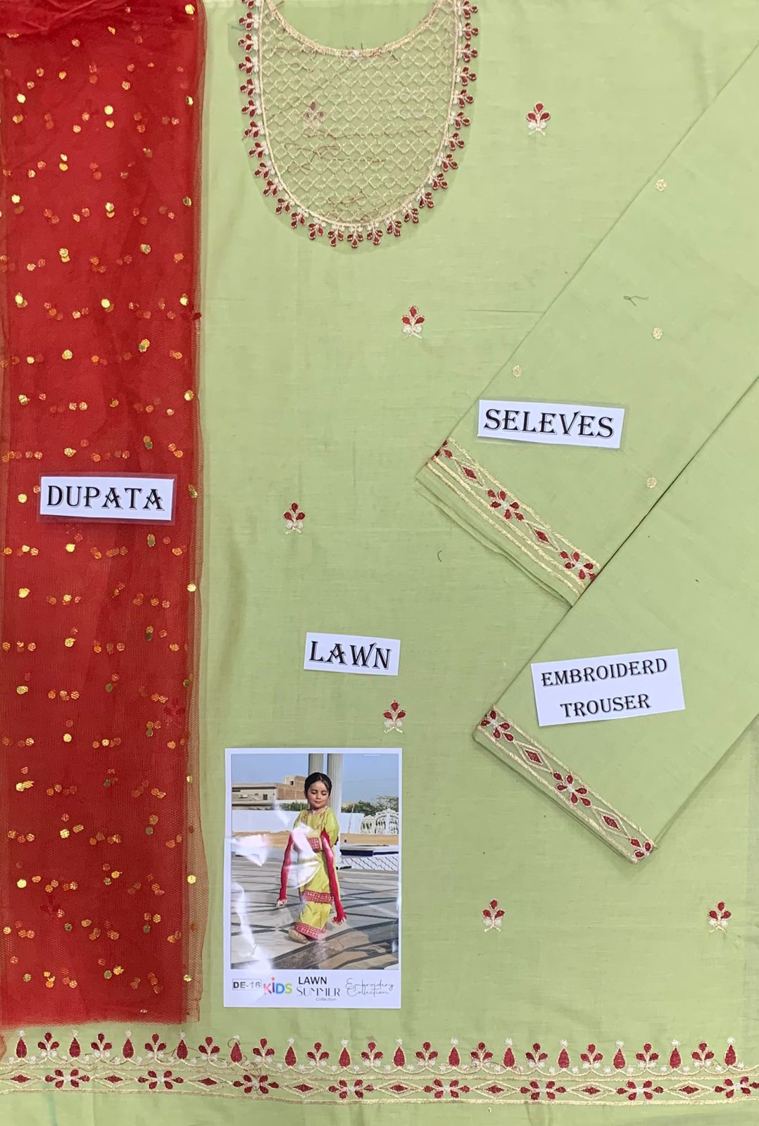 Kids Embroidered Lawn 3-Piece Suit – Summer Collection D-18