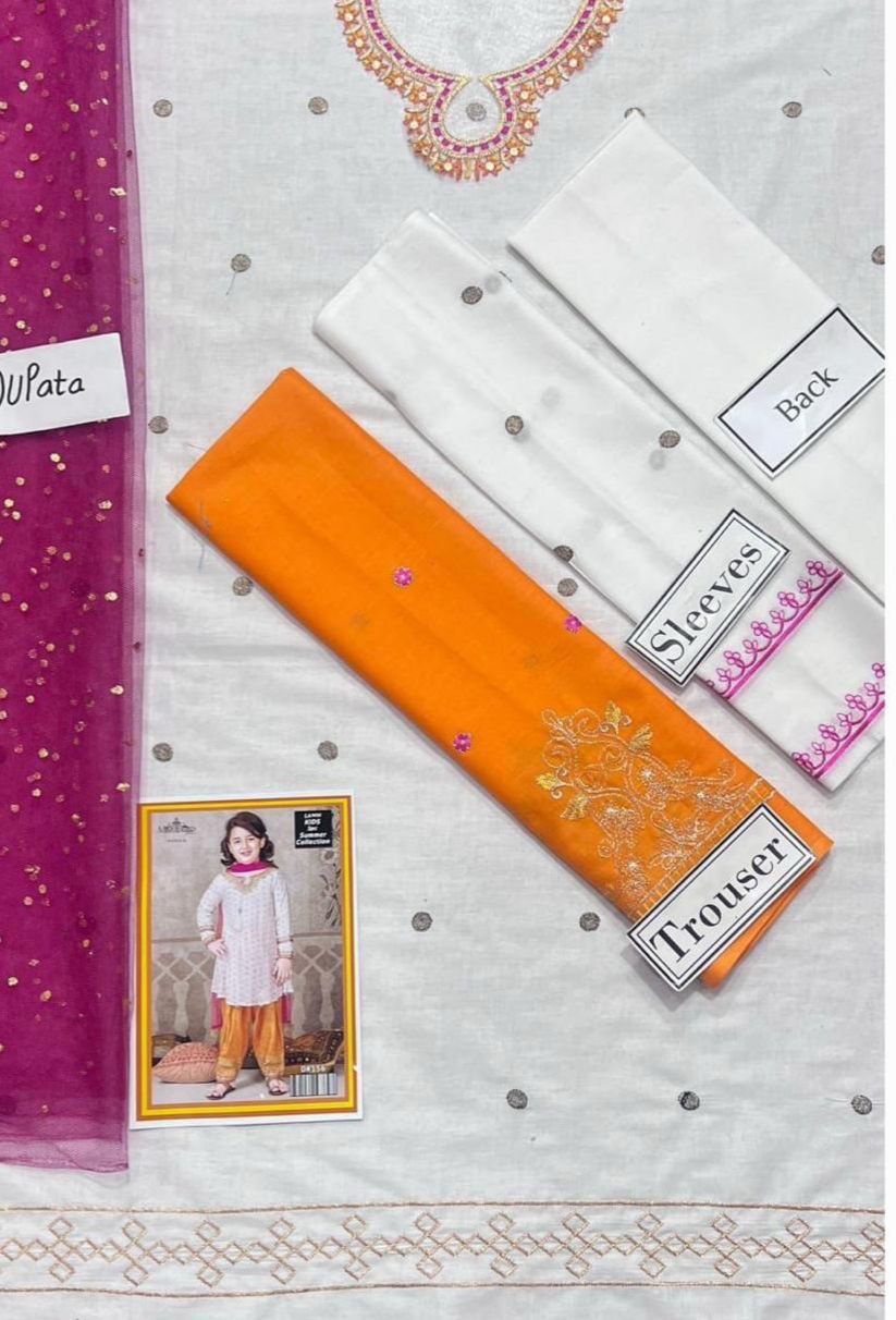 Kids Embroidered Lawn 3-Piece Suit – Summer Collection D-22
