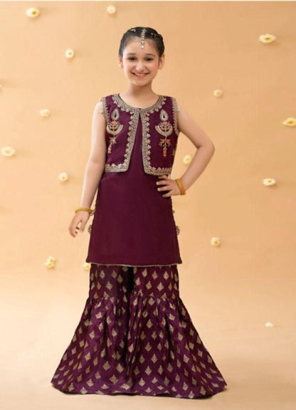 Kids Embroidered Lawn 3-Piece Suit – Summer Collection D-16