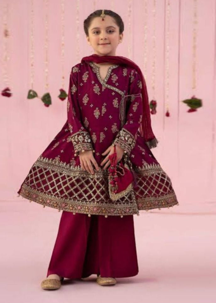 Kids Embroidered Lawn 3-Piece Suit – Summer Collection D-27